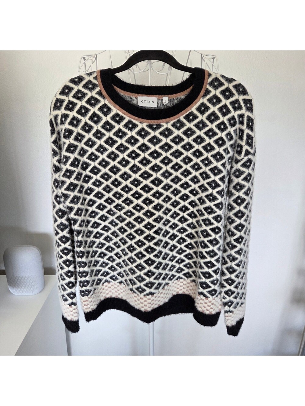 CYRUS Geometric Diamond Knit Sweater - Black, White & Tan - Size Small